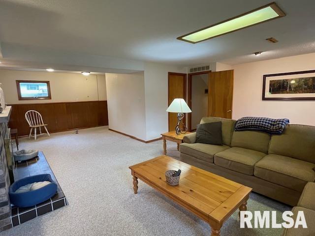 1125 Bobby Avenue, Macomb, Illinois image 27
