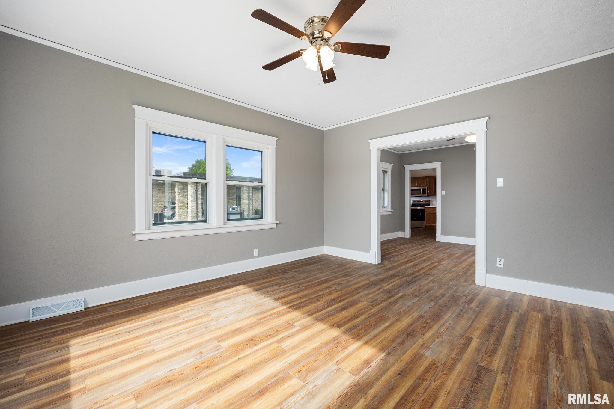 1017 N 4th Street, Chillicothe, Illinois image 11