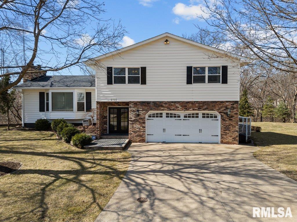 2721 18th Street C, Moline, Illinois image 2
