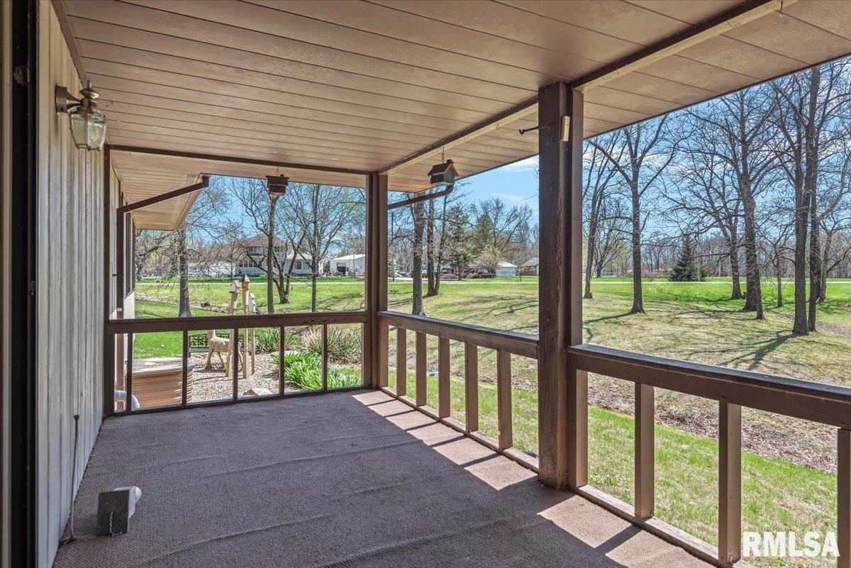 1949 N 700 East Road, Edinburg, Illinois image 14