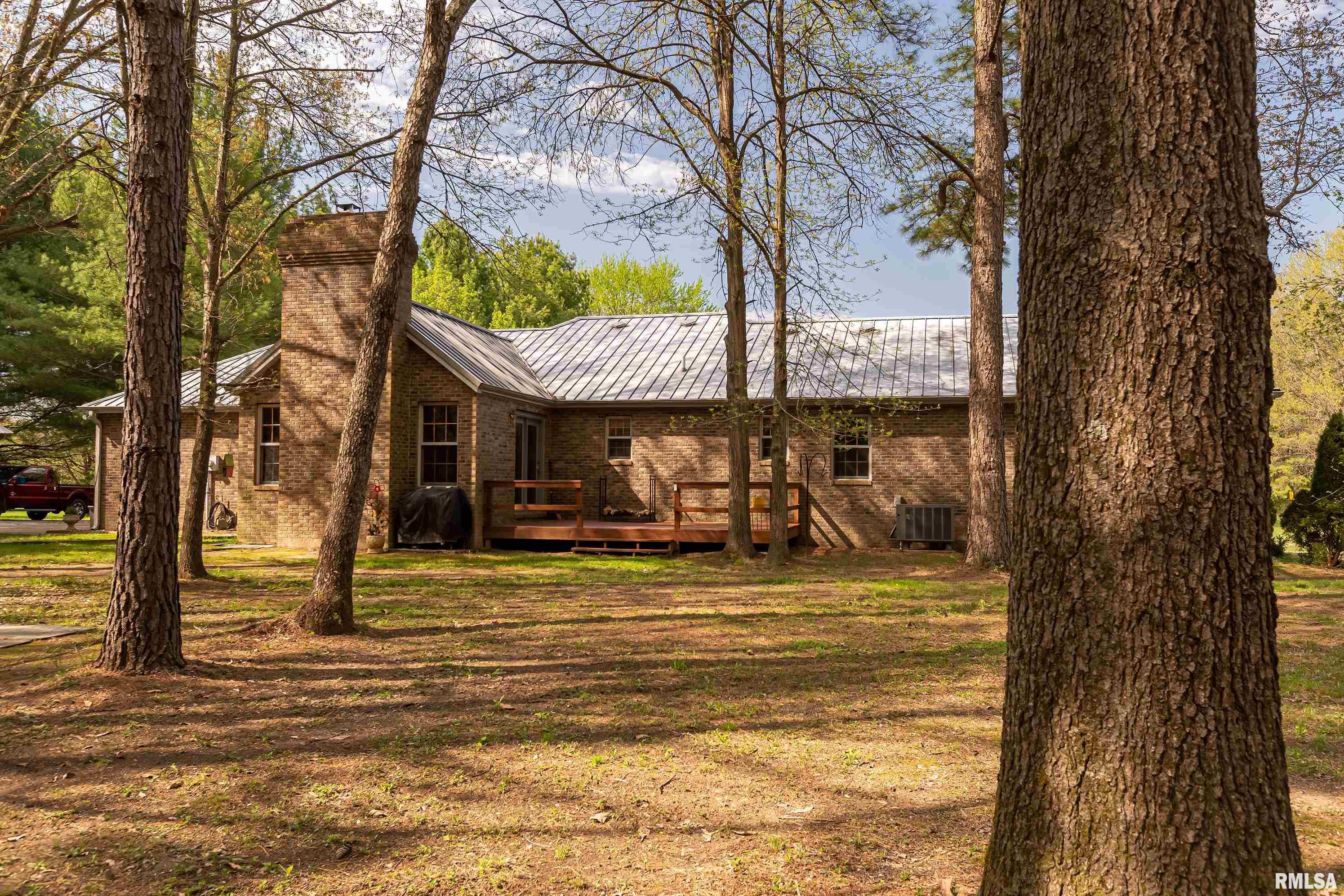 3947 Baptist Camp Road, Carterville, Illinois image 9