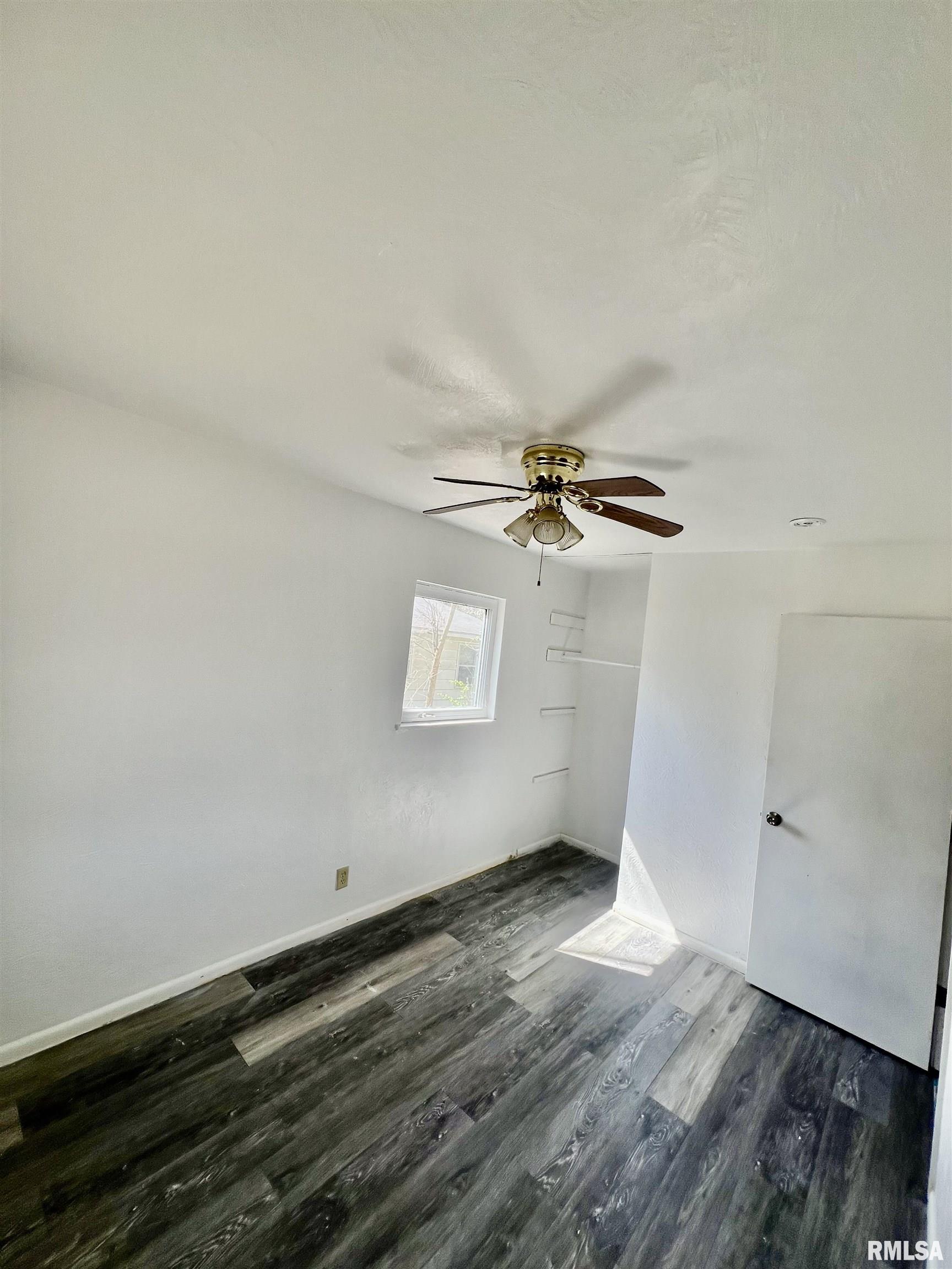 320 S Birchlane Drive, Carbondale, Illinois image 12