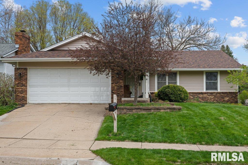 1524 W 46th Place, Davenport, Iowa image 1