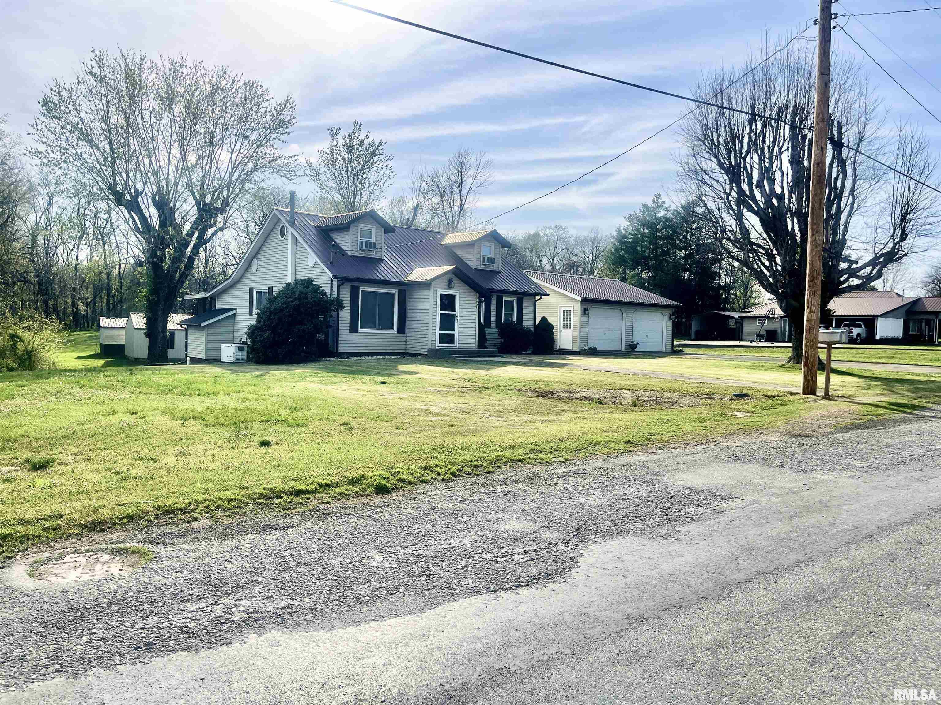900 Winnebago Avenue, Olmsted, Illinois image 2