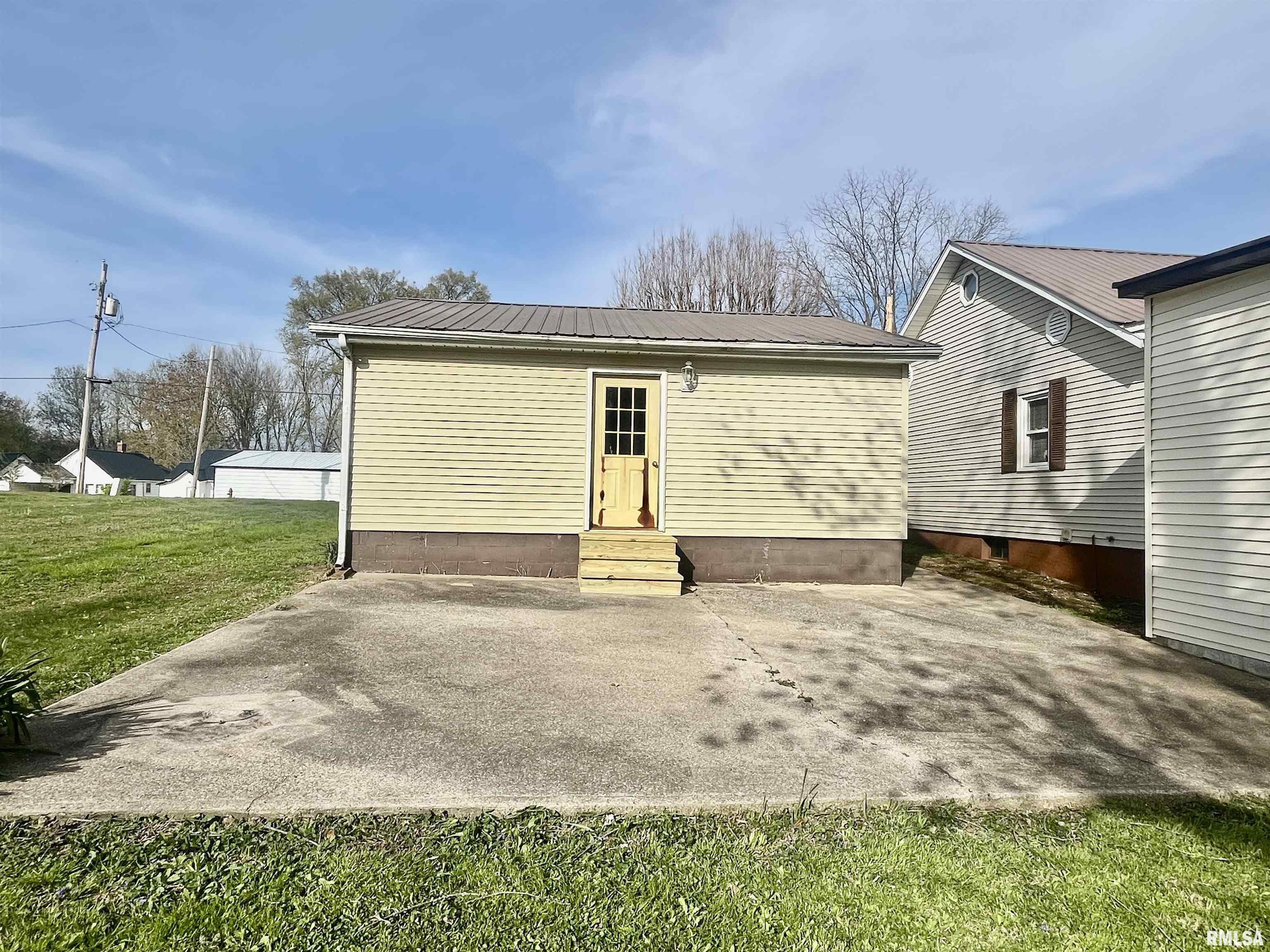 900 Winnebago Avenue, Olmsted, Illinois image 7