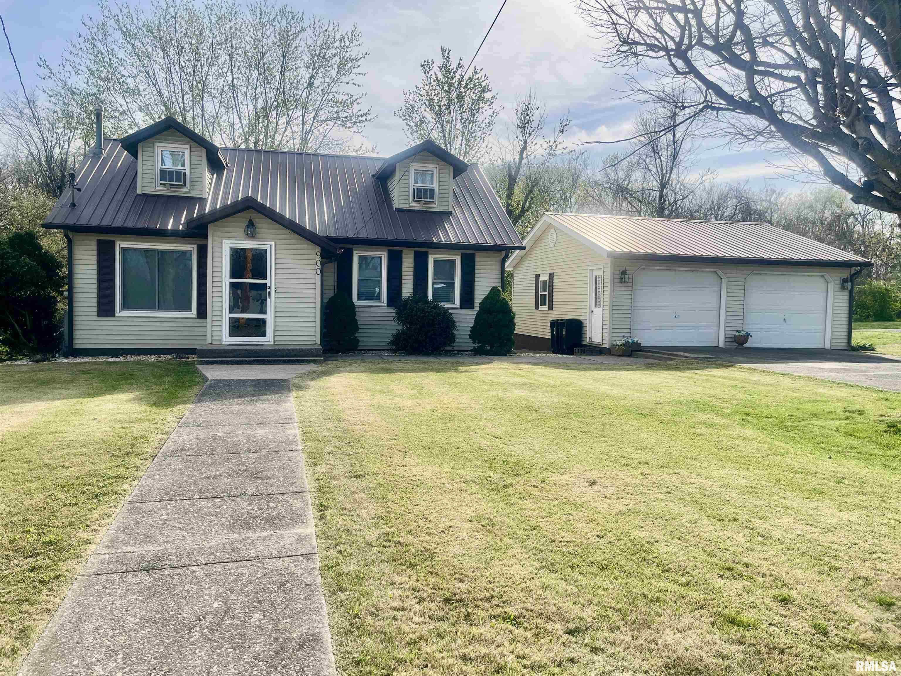 900 Winnebago Avenue, Olmsted, Illinois image 1