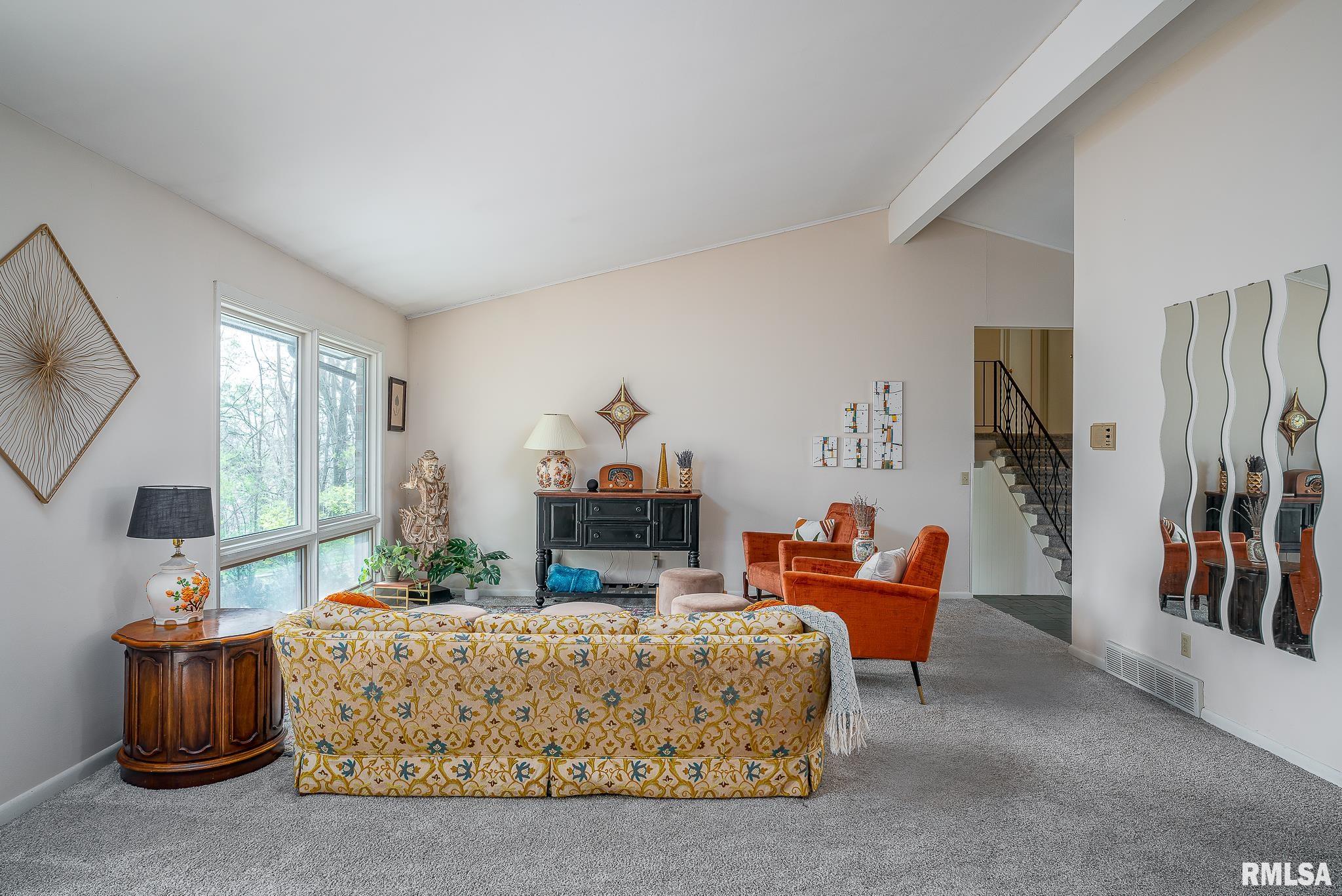 5372 36th Avenue Court, Moline, Illinois image 4