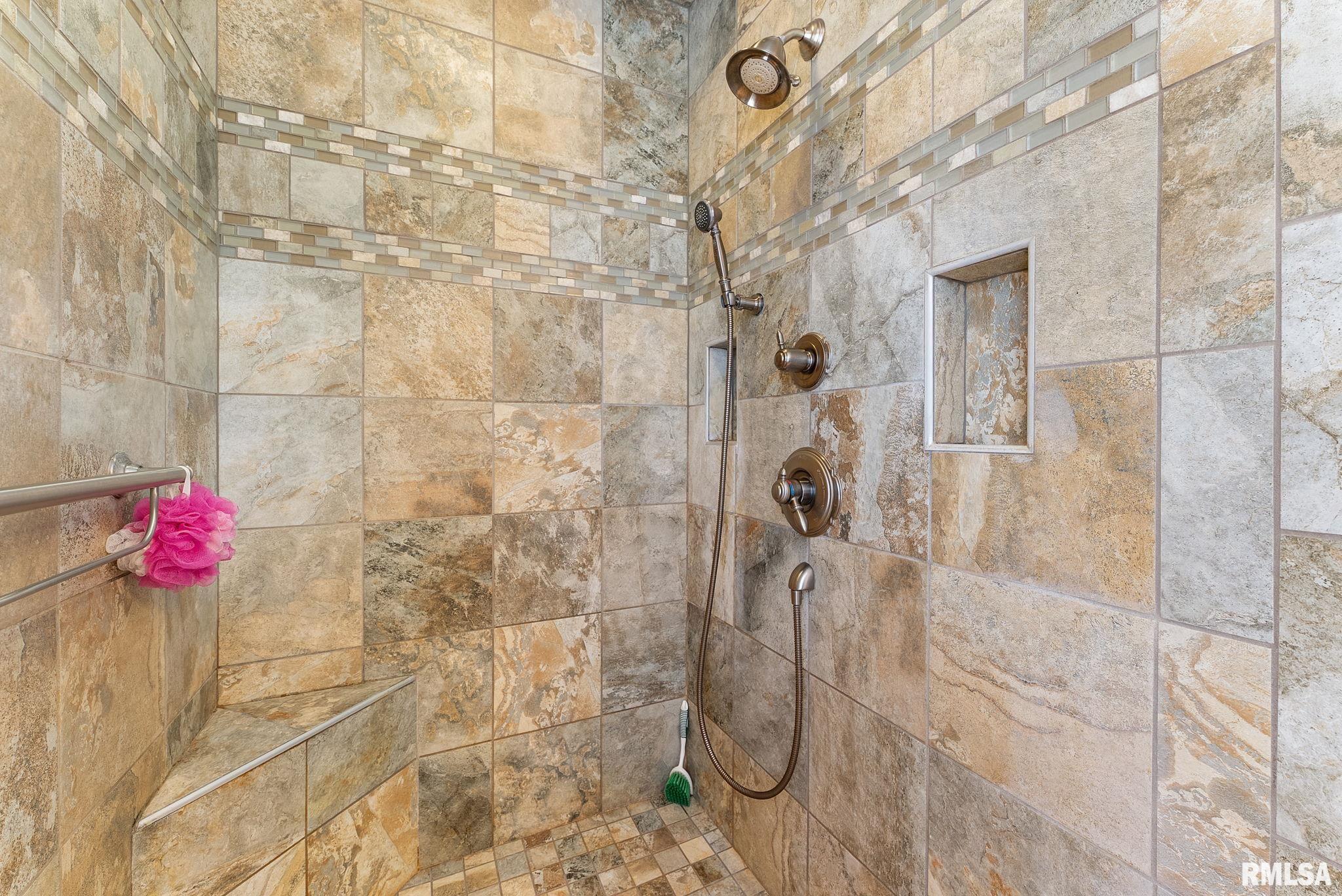 12817 154th Street West, Taylor Ridge, Illinois image 24
