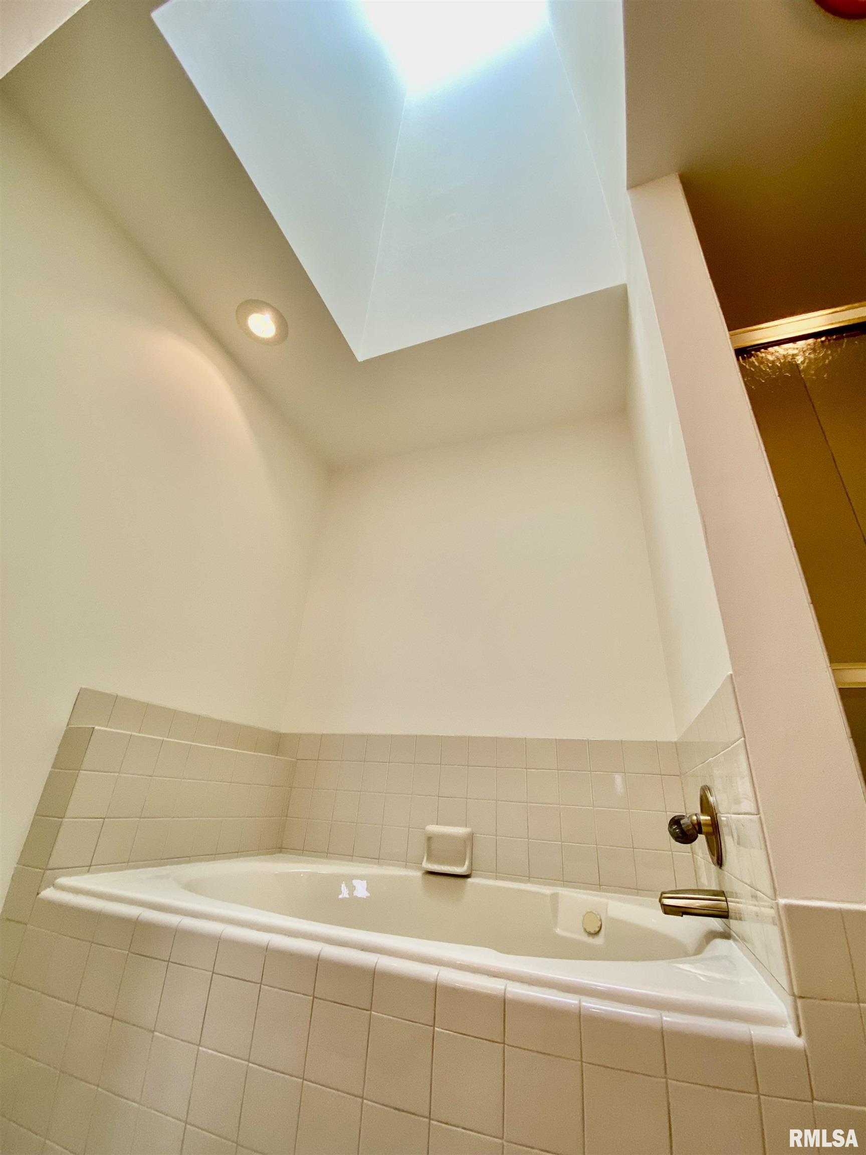 915 W Chalon Place, Peoria, Illinois image 33
