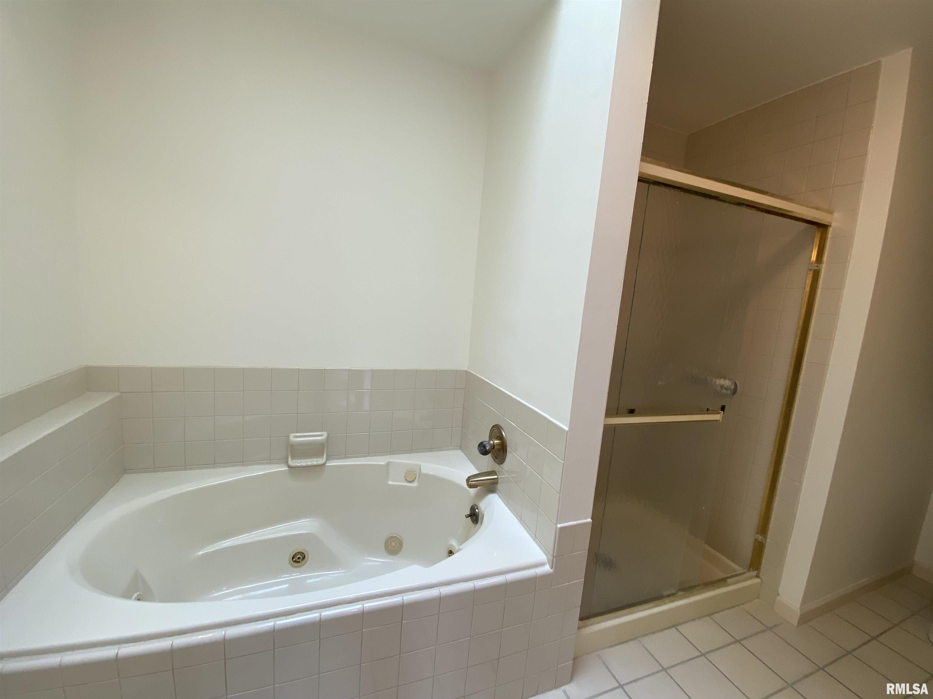 915 W Chalon Place, Peoria, Illinois image 35