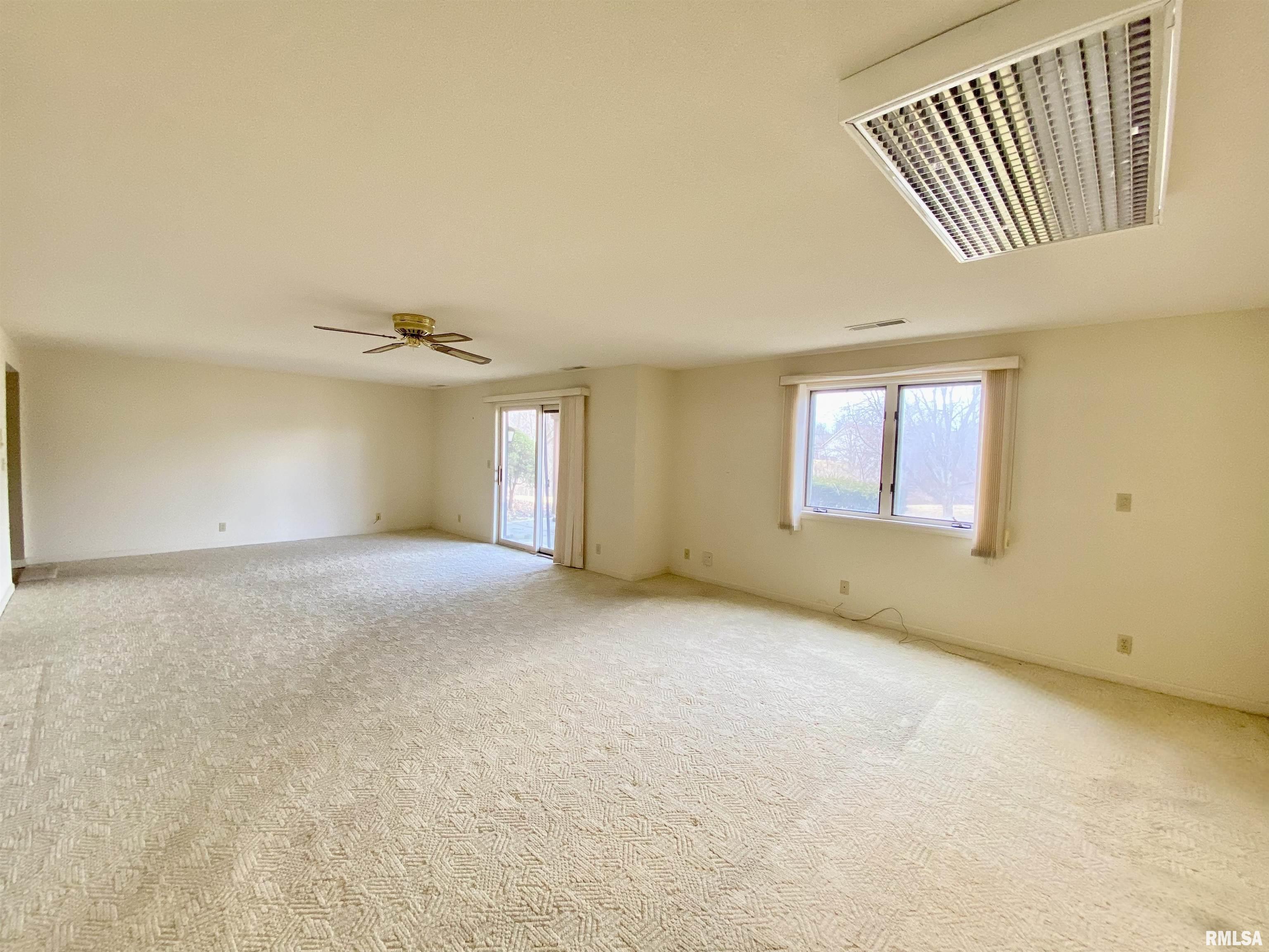 915 W Chalon Place, Peoria, Illinois image 46