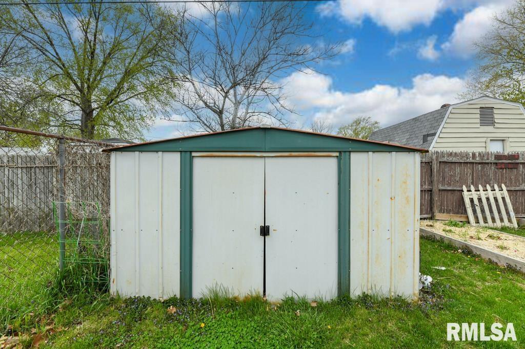 421 Capri Street, Pekin, Illinois image 26