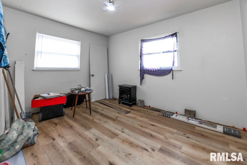 421 Capri Street, Pekin, Illinois image 12