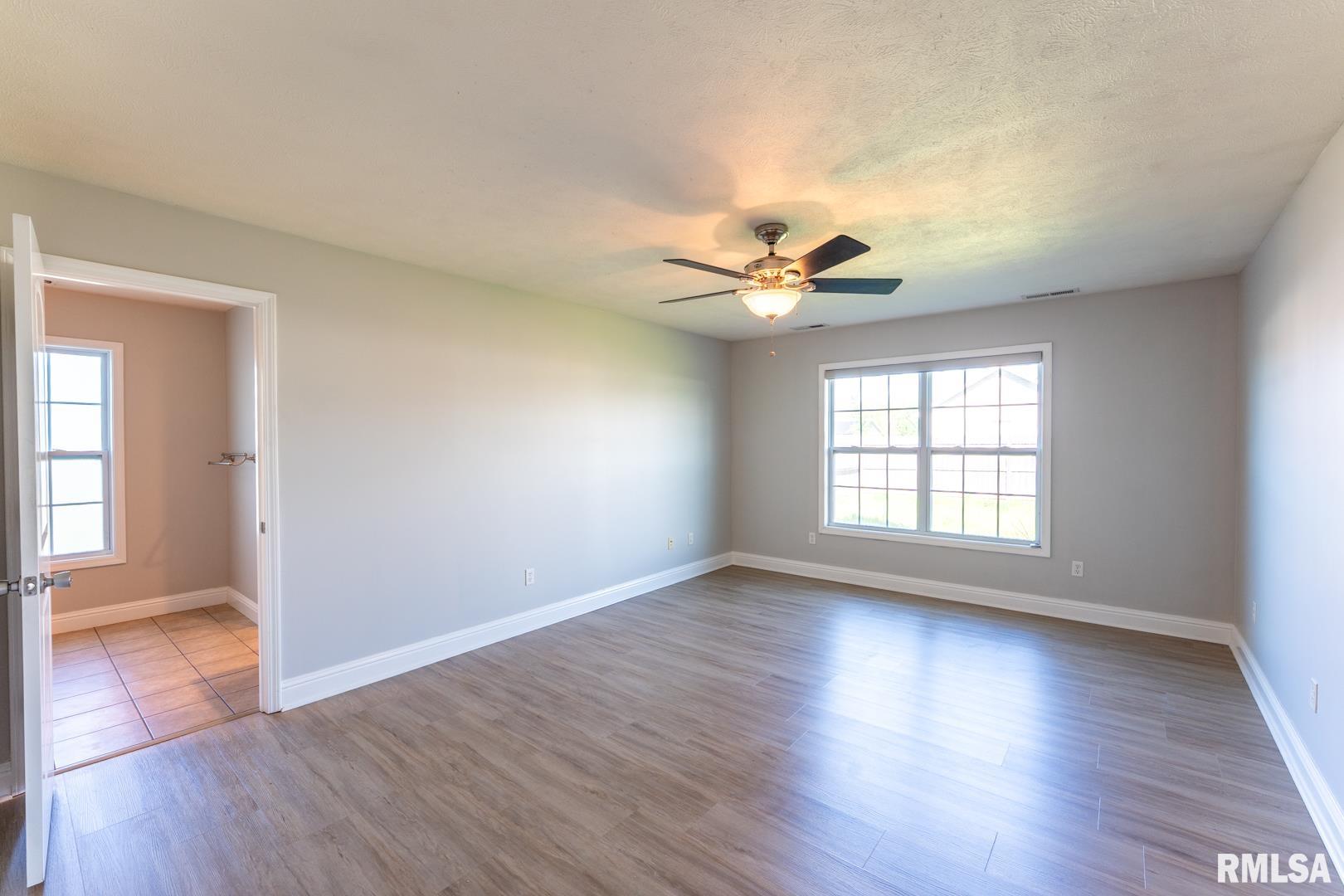 11280 Alta Drive, Carterville, Illinois image 35