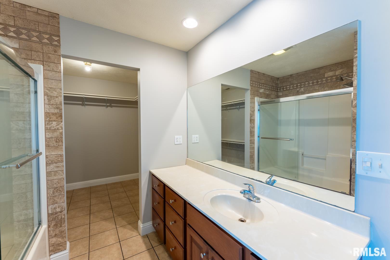 11280 Alta Drive, Carterville, Illinois image 39