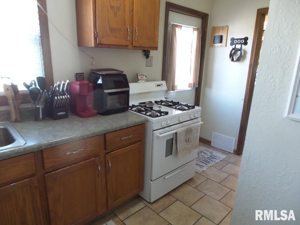 10621 Moss Street, Mossville, Illinois image 20