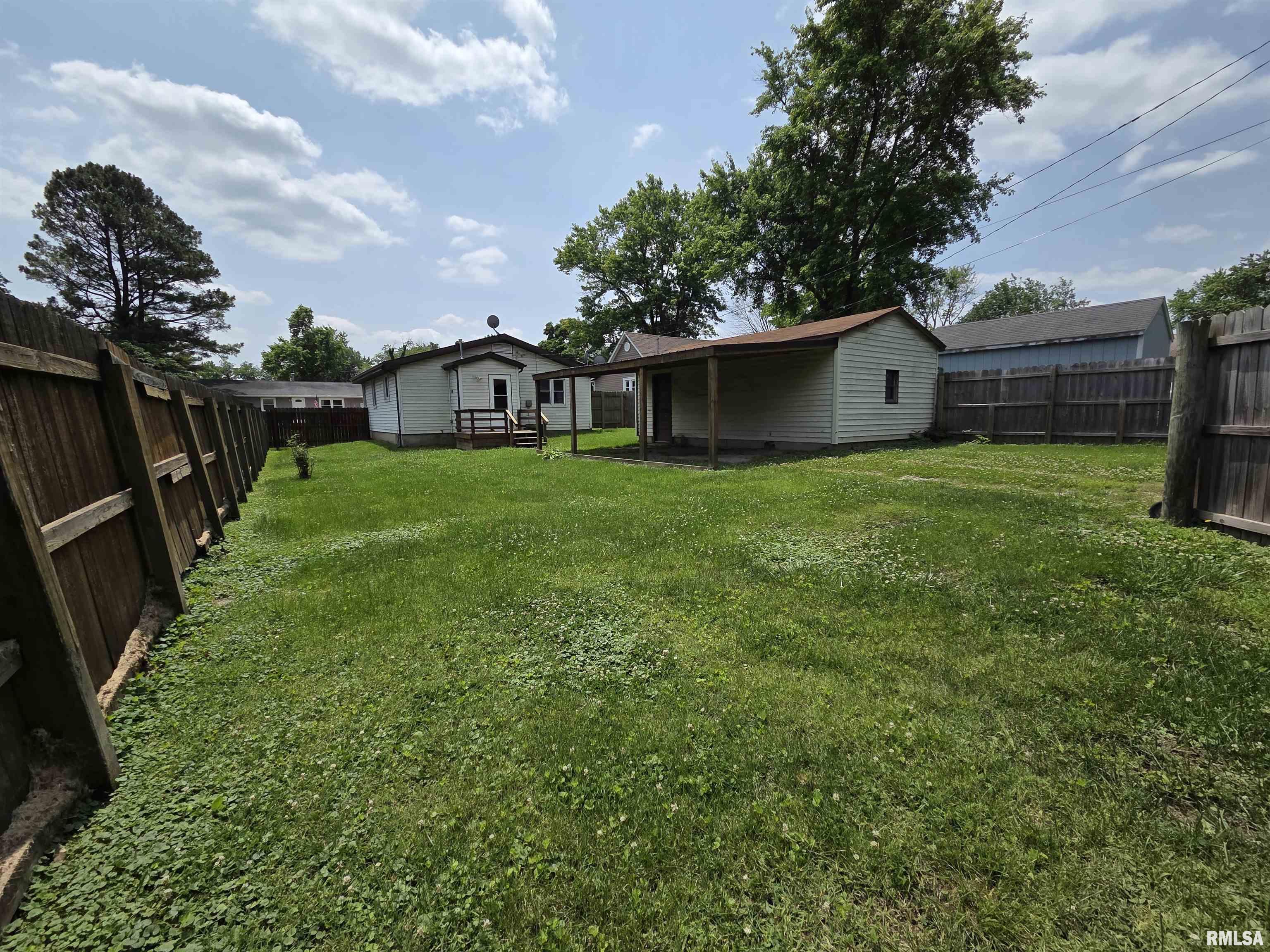 311 E Prairie Street, Centralia, Illinois image 14