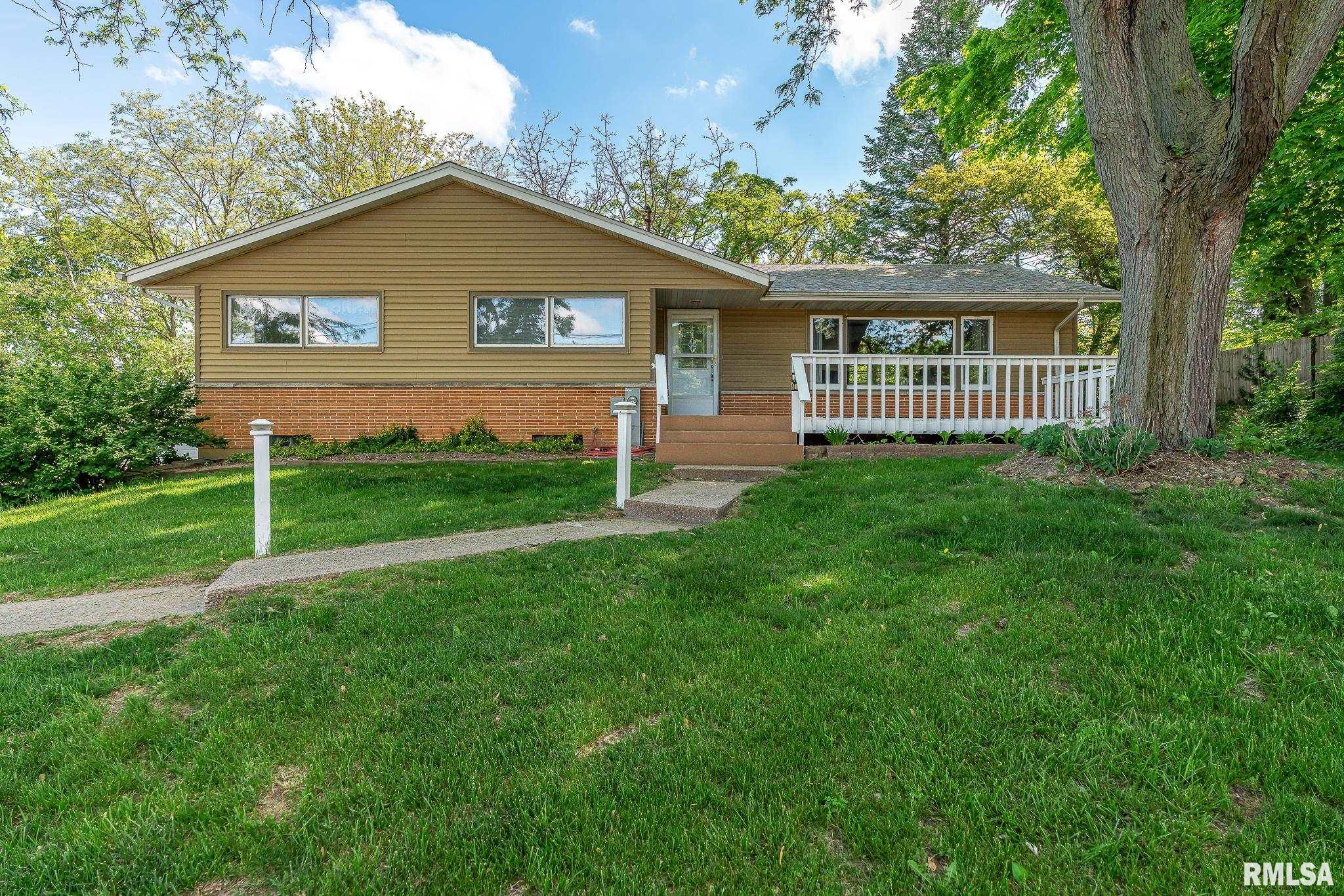 919 Fuller Street, Muscatine, Iowa image 1