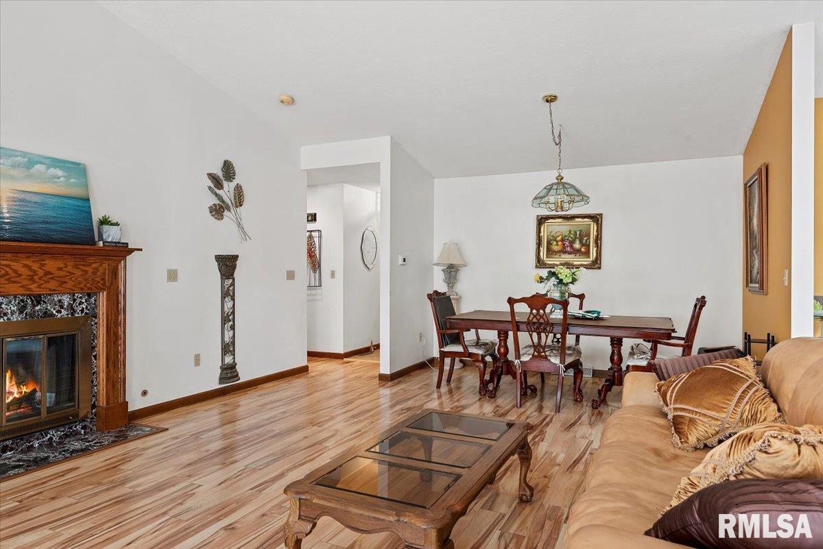 2408 Flaxen Mill Court, Springfield, Illinois image 8