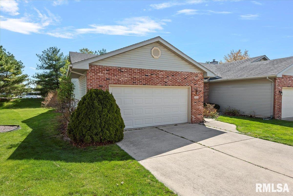 2408 Flaxen Mill Court, Springfield, Illinois image 3