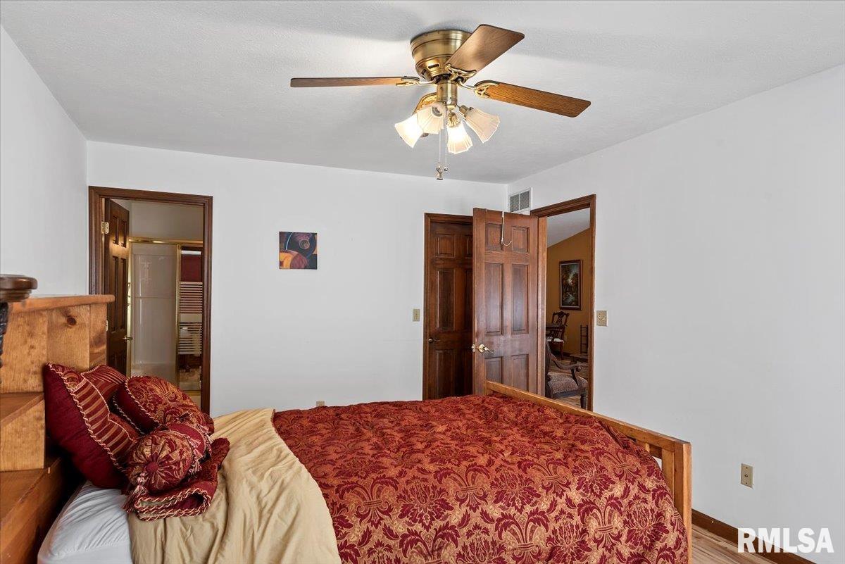 2408 Flaxen Mill Court, Springfield, Illinois image 17