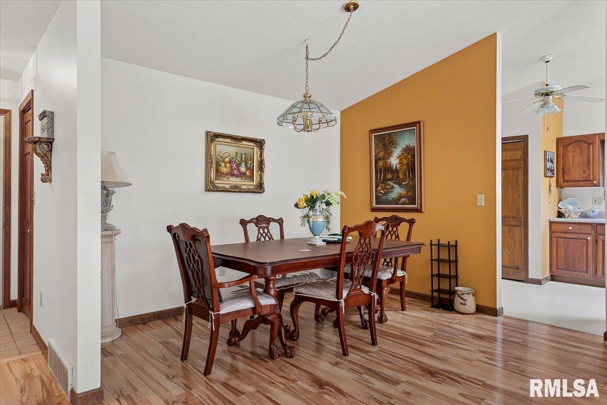 2408 Flaxen Mill Court, Springfield, Illinois image 11