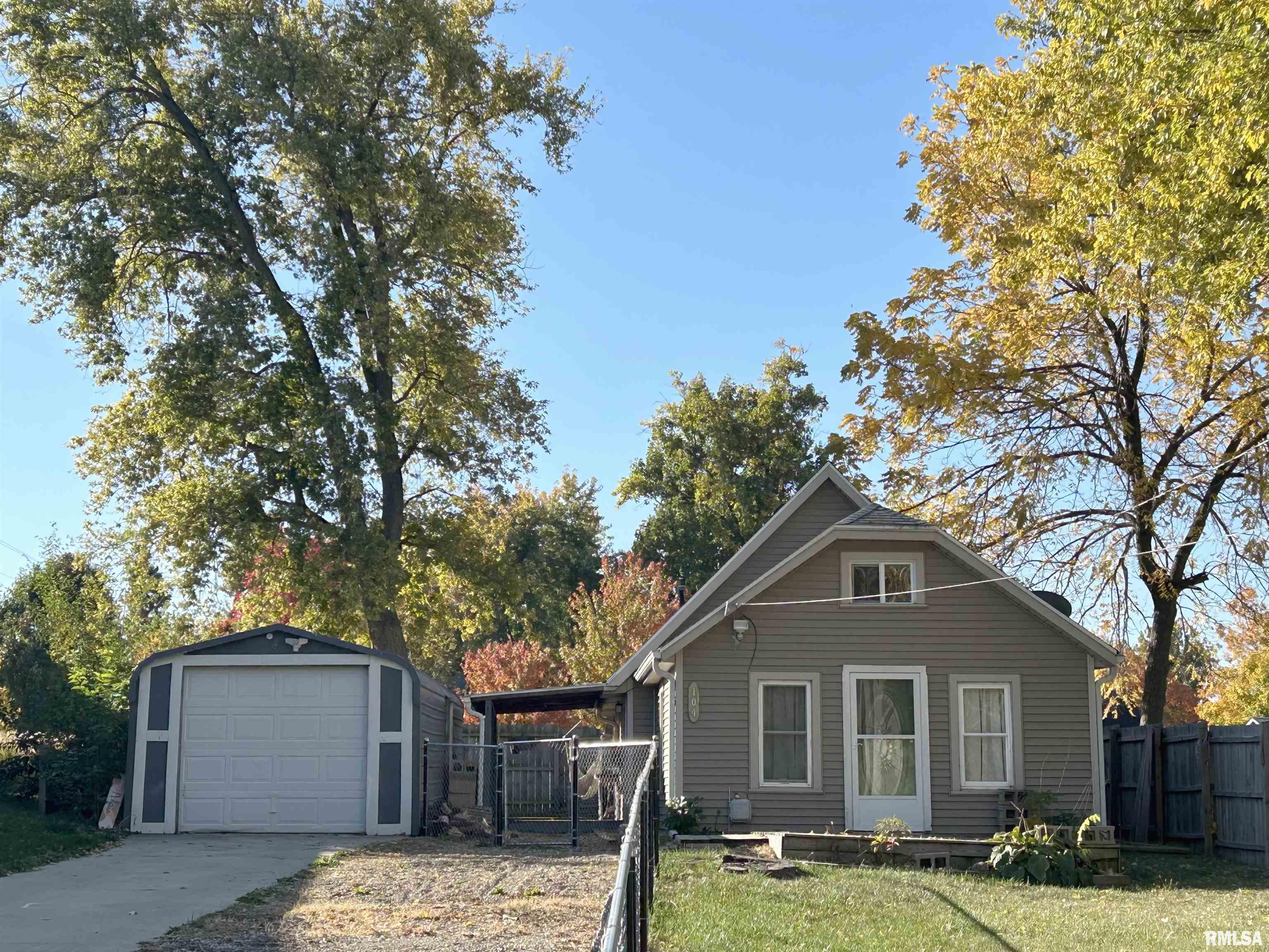 104 Oaklawn Terrace, Creve Coeur, Illinois image 1