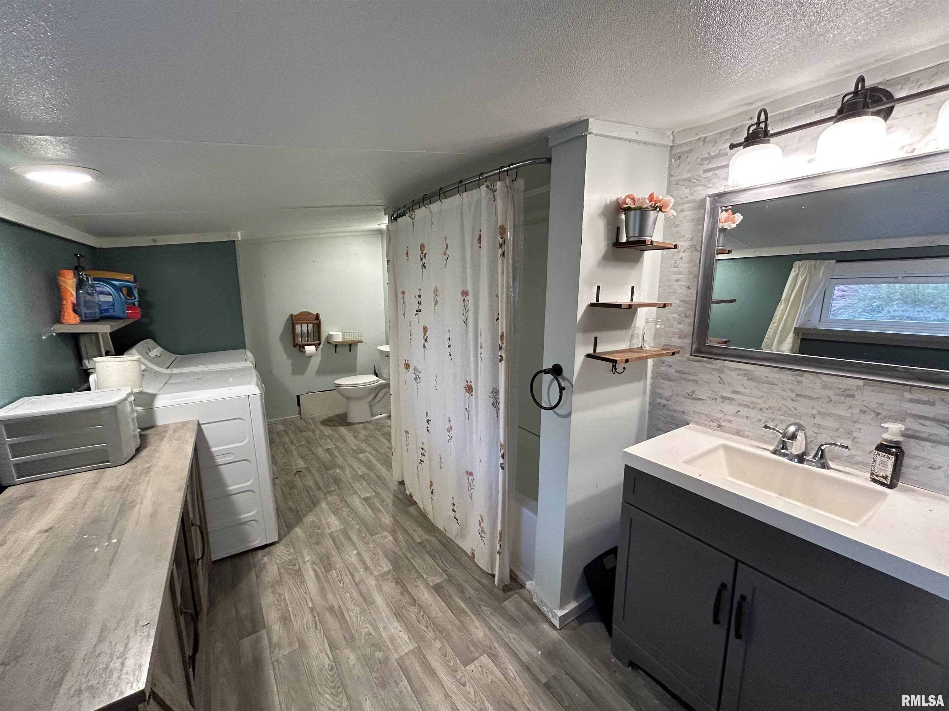 104 Oaklawn Terrace, Creve Coeur, Illinois image 15