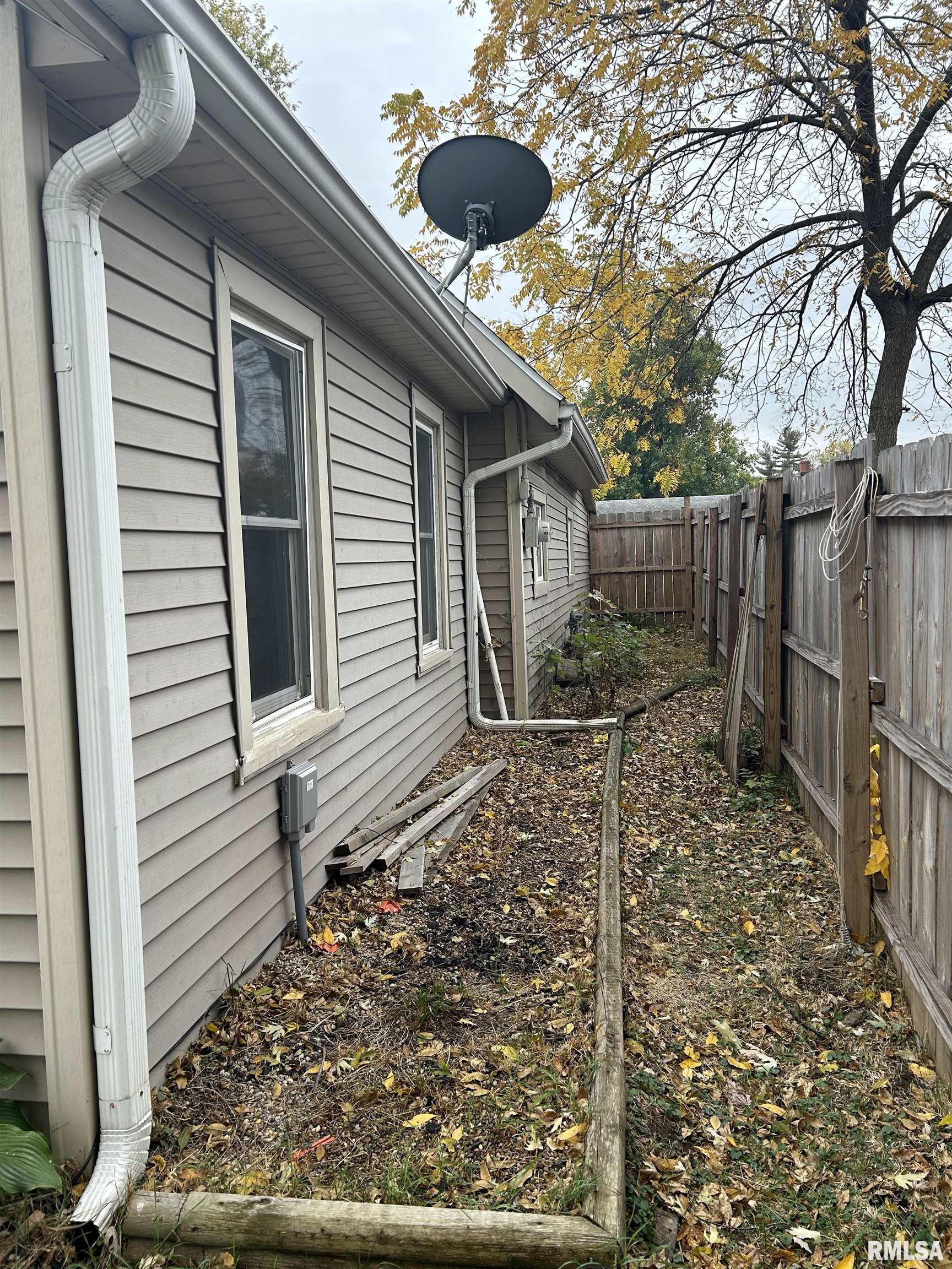 104 Oaklawn Terrace, Creve Coeur, Illinois image 21