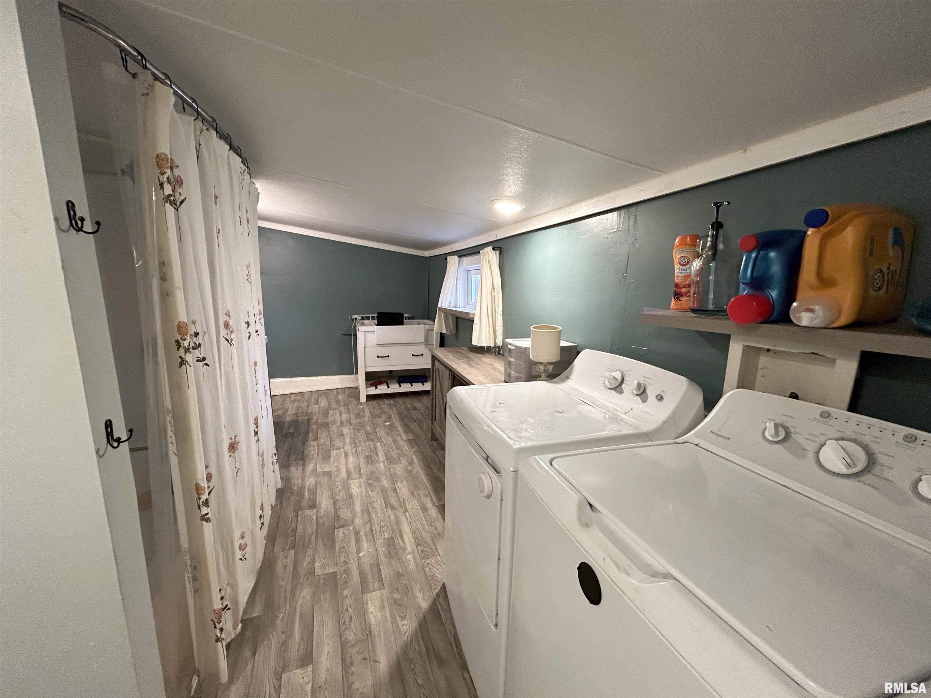 104 Oaklawn Terrace, Creve Coeur, Illinois image 16