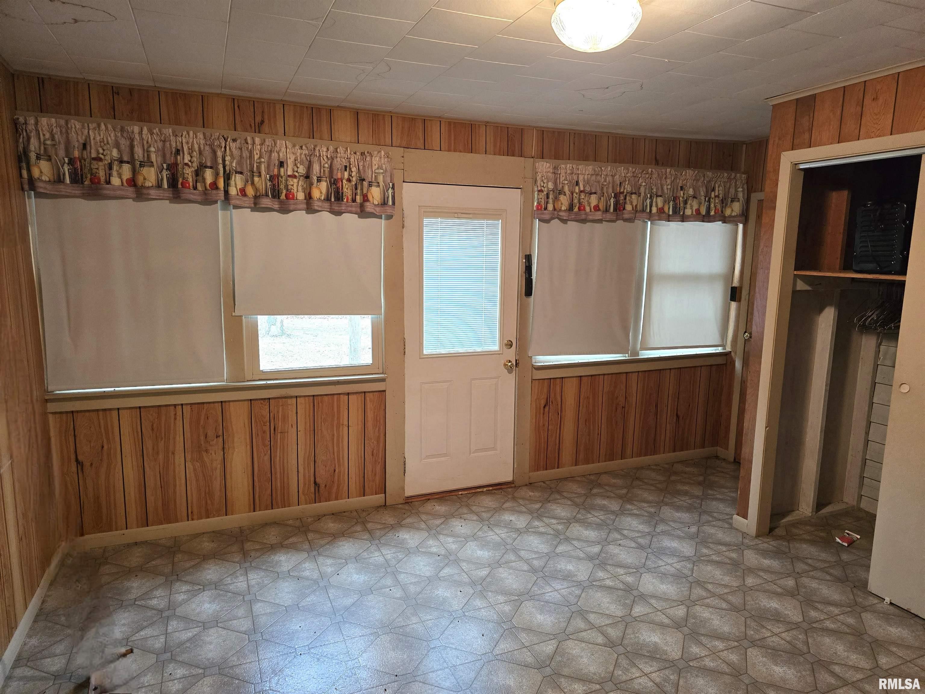 31137 Oakford Road, Oakford, Illinois image 2