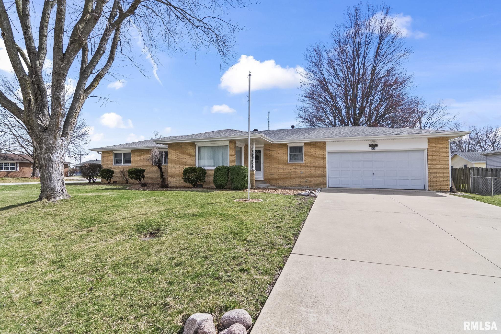 608 Rainbow Drive, Athens, Illinois image 3
