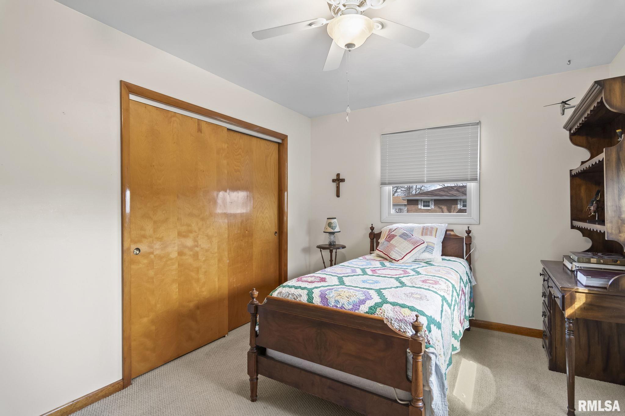 608 Rainbow Drive, Athens, Illinois image 21