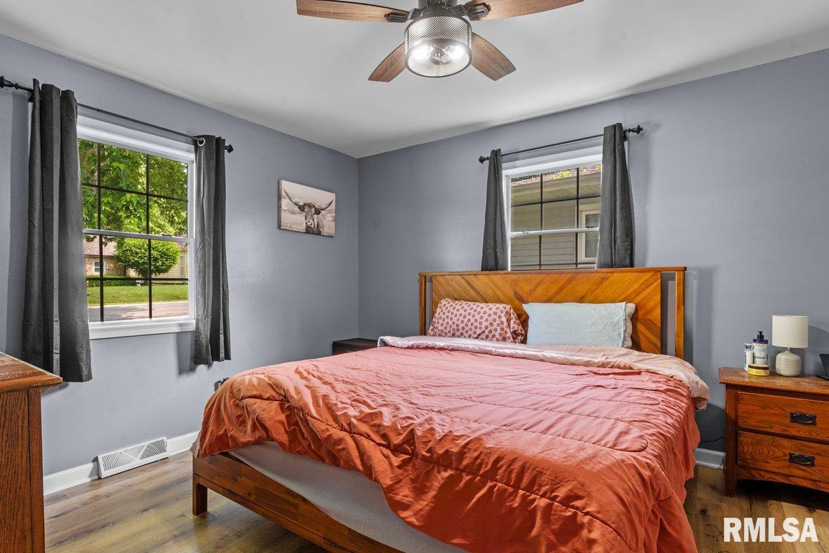 304 S Curtis Street, Edinburg, Illinois image 14