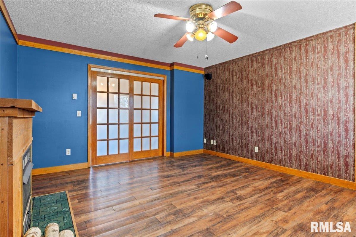 1214 W Jefferson Street, Auburn, Illinois image 3