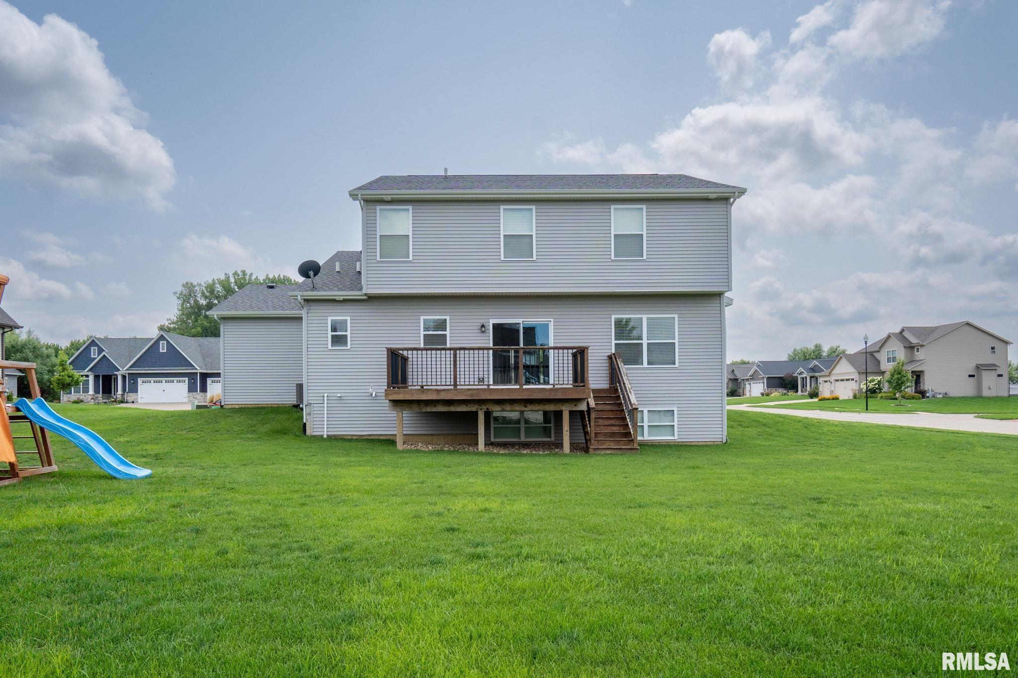 918 W Pinehurst Drive, Eldridge, Iowa image 39