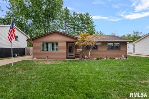Homes For Sale - 1330 Johnson Lane<br/> Springfield, IL 62702