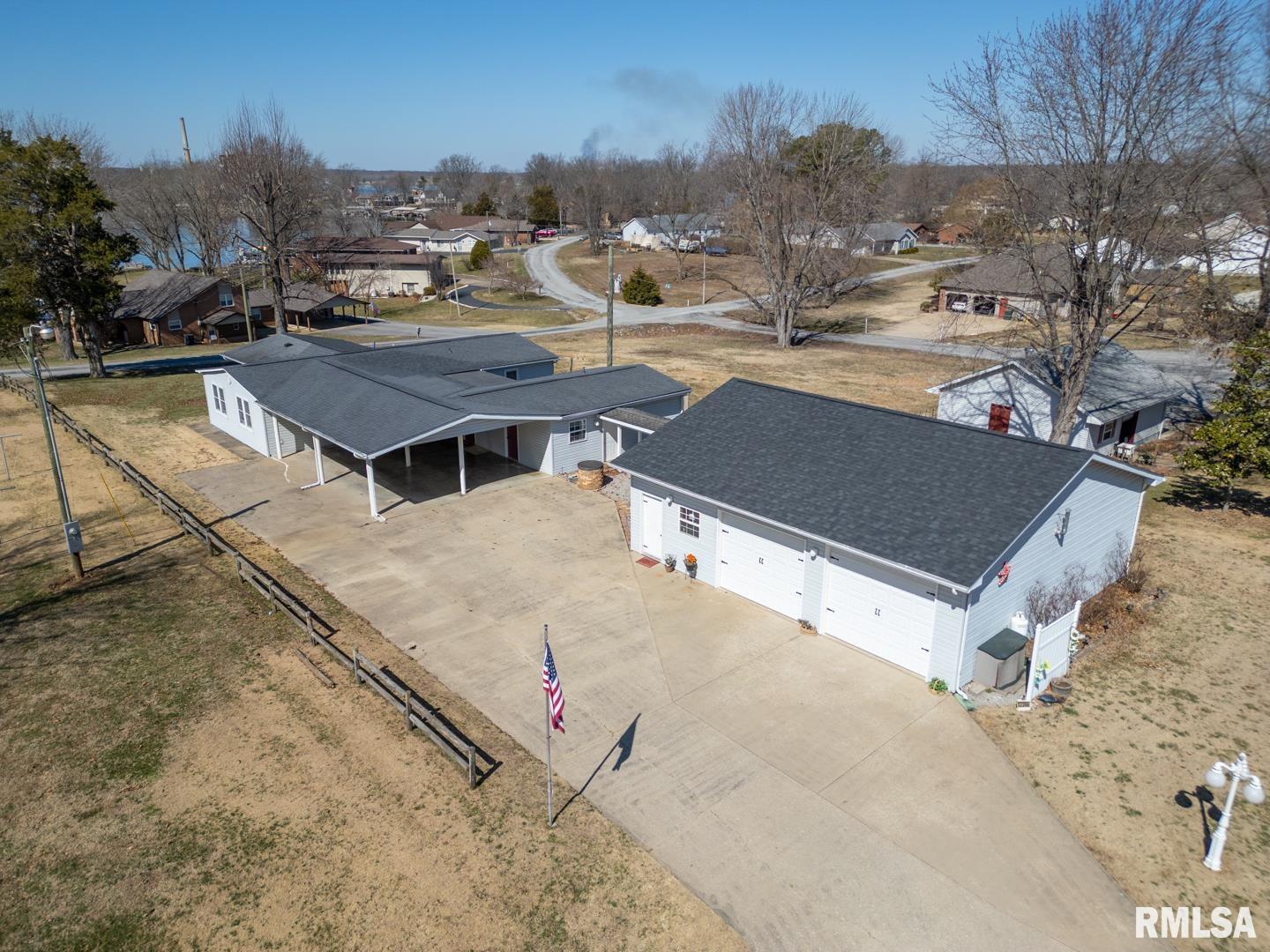 12366 Bahama Drive, Marion, Illinois image 2