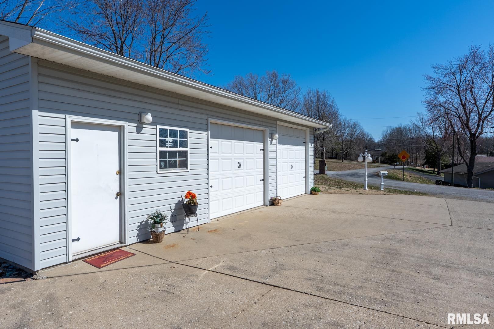 12366 Bahama Drive, Marion, Illinois image 46