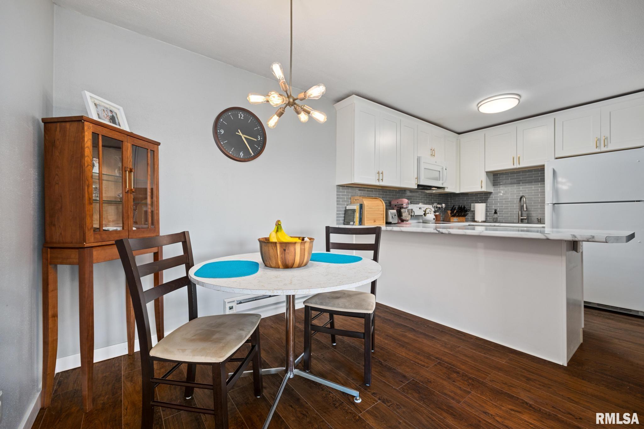 2601 W Willowlake Drive #2, Peoria, Illinois image 9