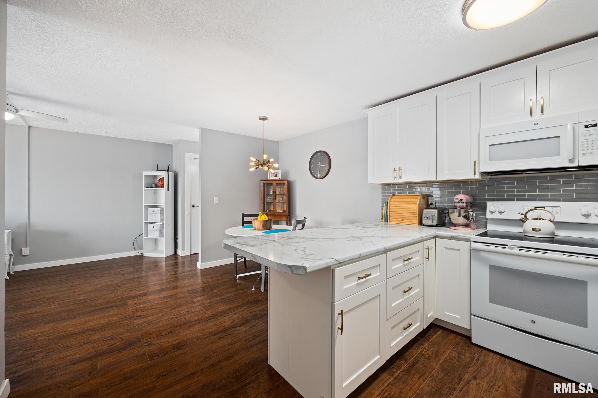 2601 W Willowlake Drive #2, Peoria, Illinois image 14