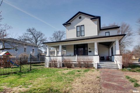 Homes For Sale - 400 S 18th Street<br/> Adams County, Quincy, IL 62301