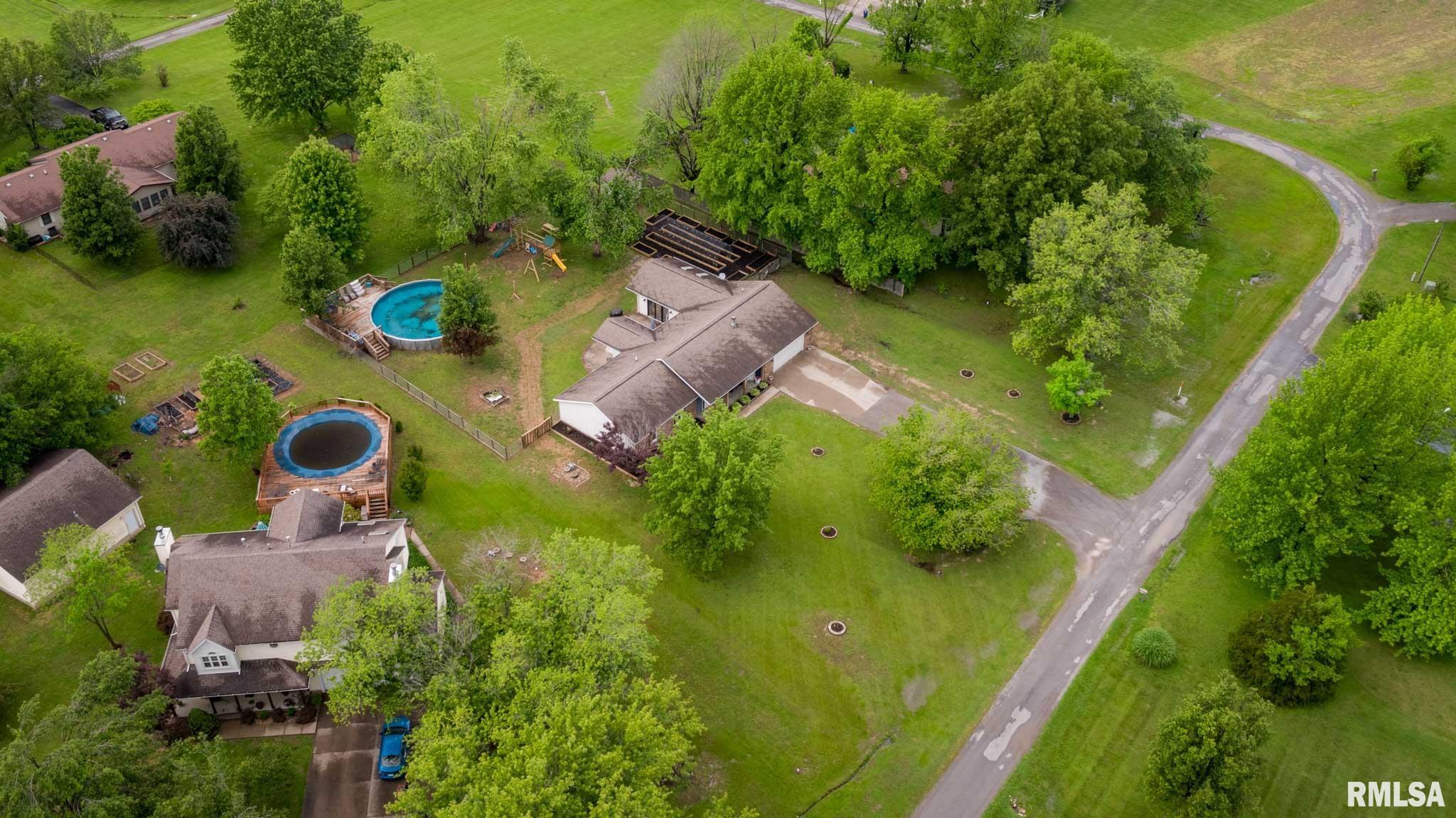 6443 Roberts Road, Marion, Illinois image 27