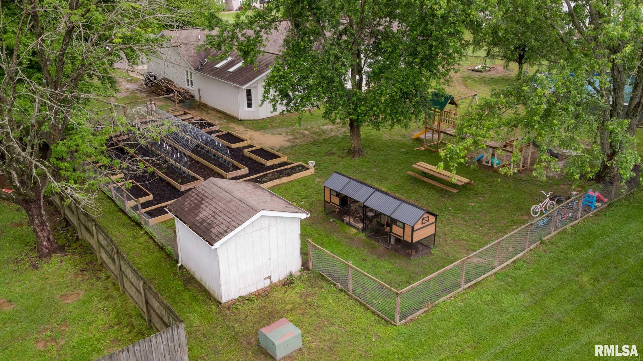 6443 Roberts Road, Marion, Illinois image 29