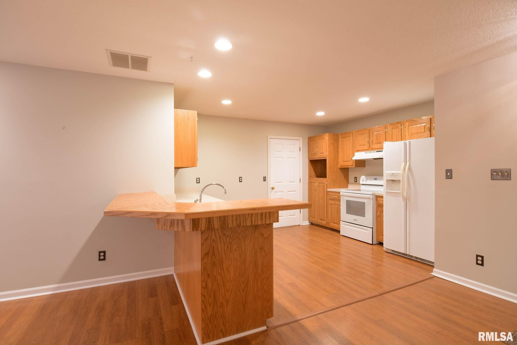 2890 Grove Court, Decatur, Illinois image 15