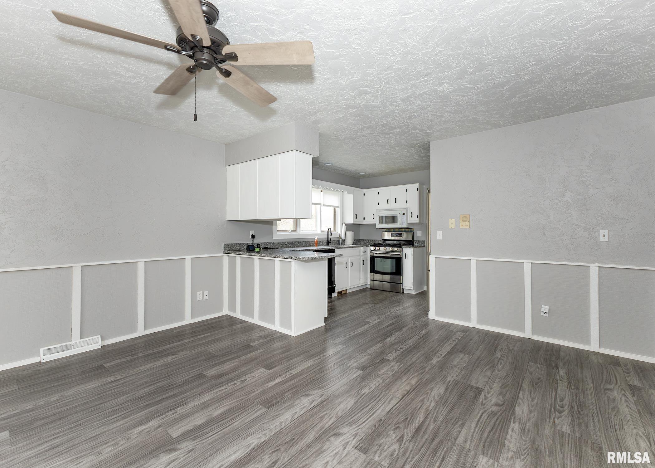 28 Deer Court, Geneseo, Illinois image 12