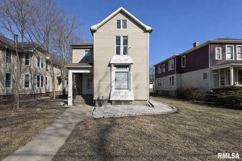 Homes For Sale - 1212 N Sheridan Road<br/> Peoria, IL 61606