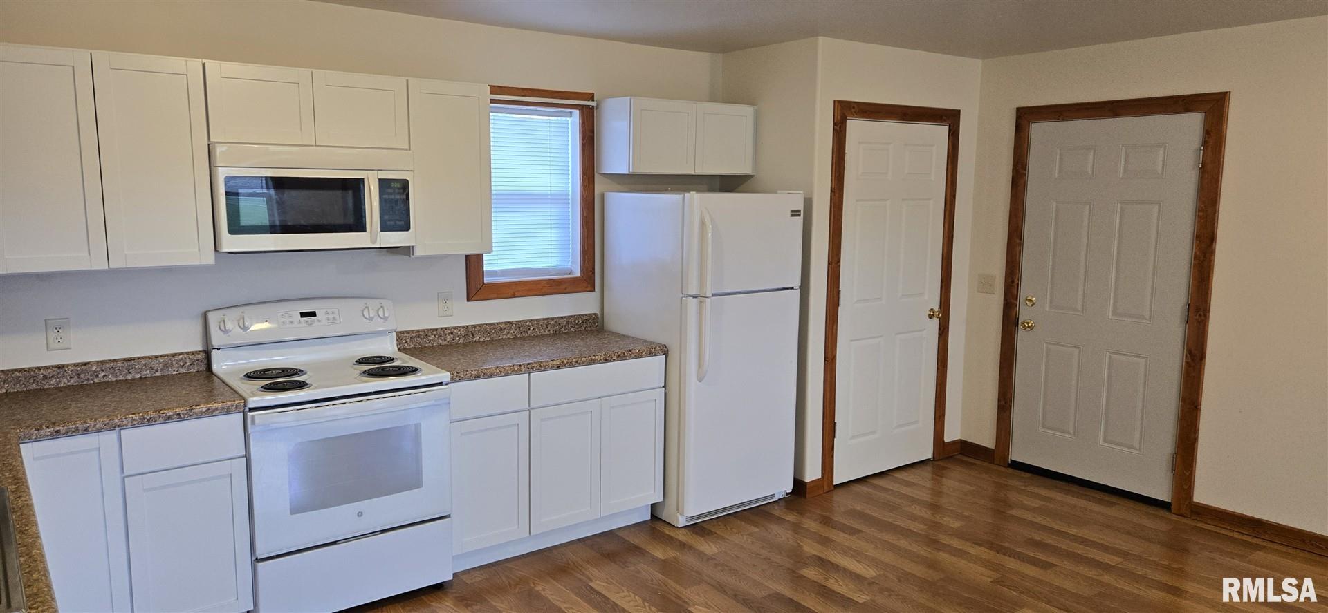 402 N Toronto Street, Wheatland, Iowa image 7