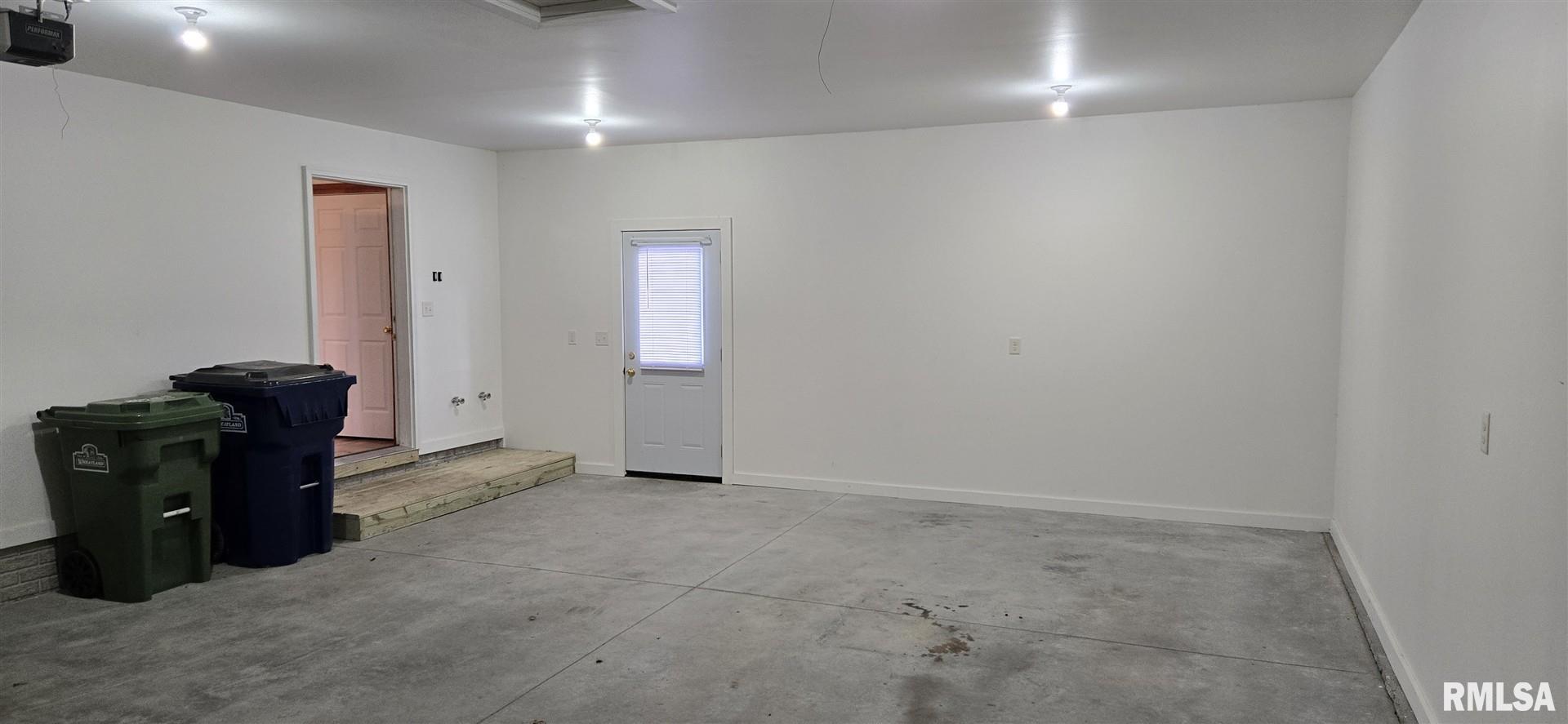 402 N Toronto Street, Wheatland, Iowa image 12