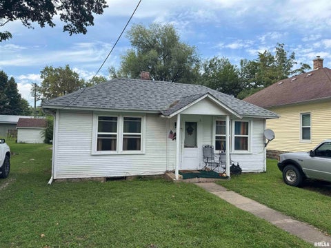 Homes For Sale - 738 E Laurel Street<br/> Mason County, Havana, IL 62644